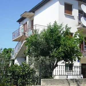 Apartamento Ingrid Pula