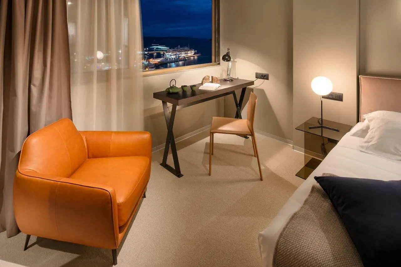 **** Gostinjska kuća Royal Suites-Sky Croatia