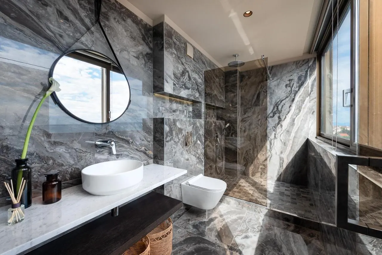 Royal Suites-Sky Split 4*,  Croácia